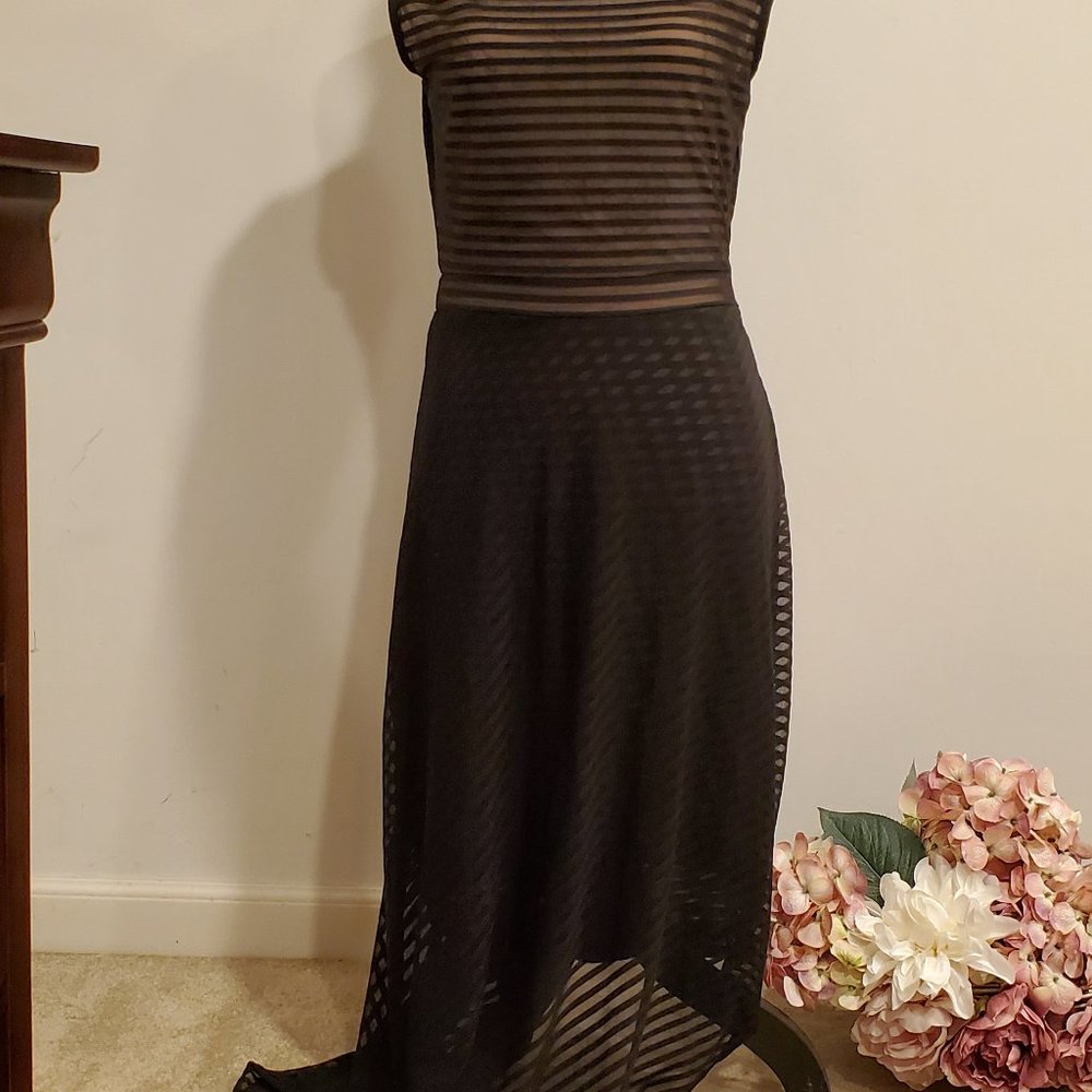 BCBG Women Size M  Black Sleeveless Party Dress Asymmetric With Bottom - Picture 2 of 7